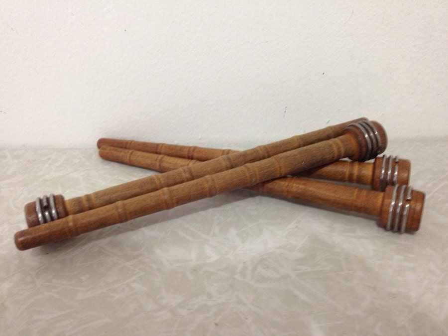 Vintage Textile Wooden Bobbin Spindle Spool