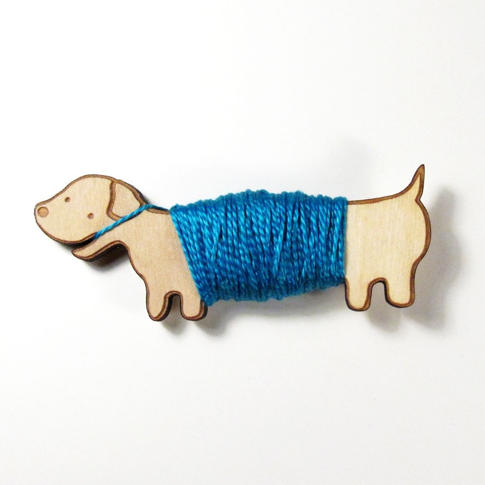 Flossy the Dachshund Embroidery Floss Bobbin