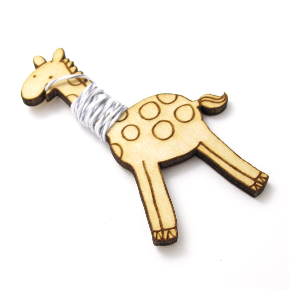 Flossy the Giraffe Embroidery Floss Bobbin