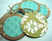Past Presents - Set of 10 round Gift Tags