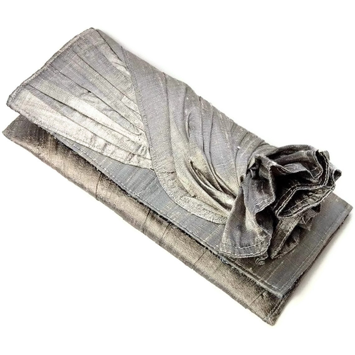 KNOT Clutch in Silver Silk