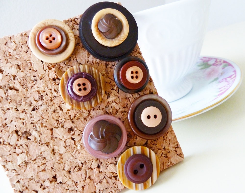 Vintage Sewing Button Tack Set, Charming Rustic and Woodsy