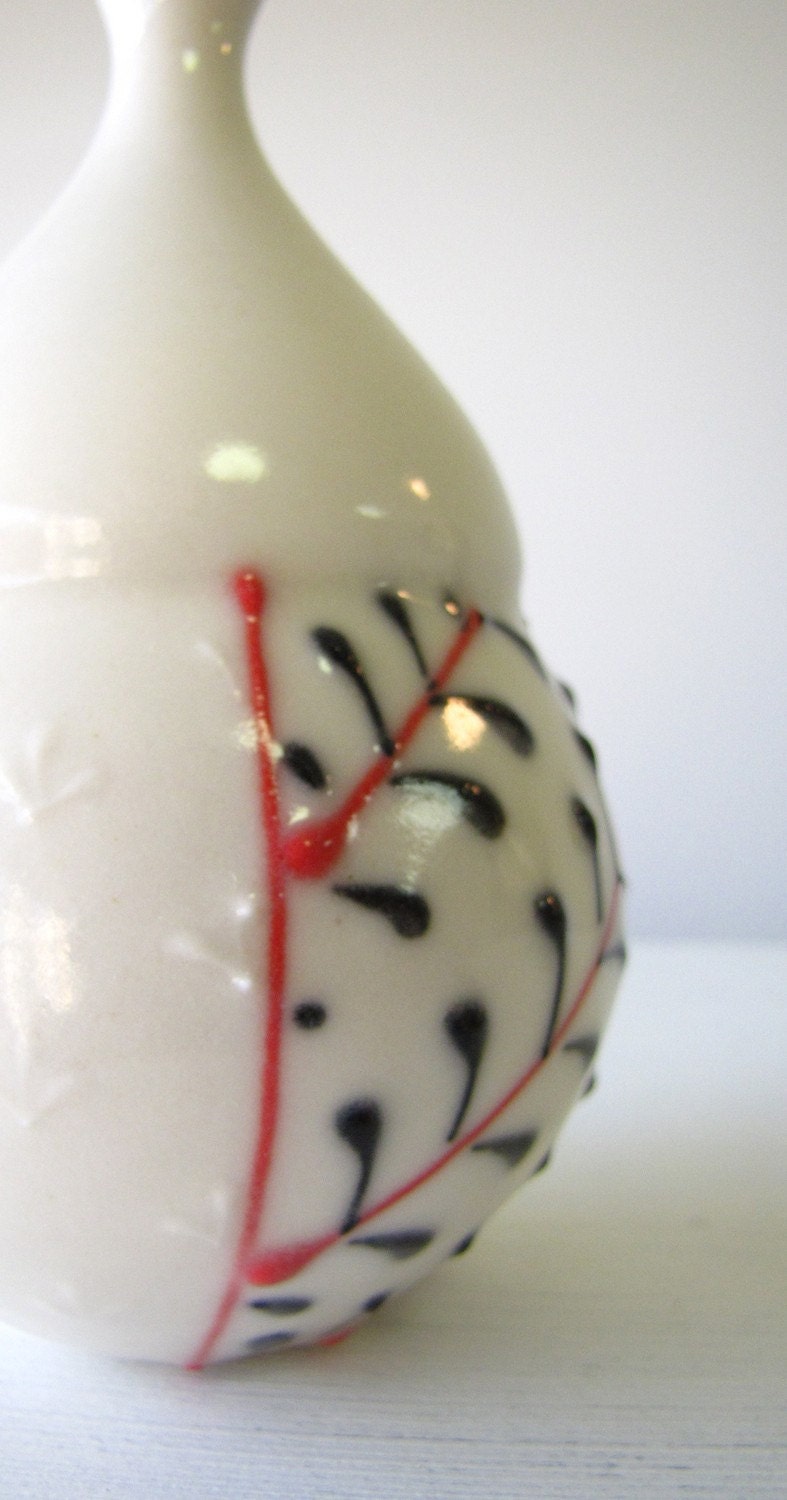 Small Black and Red Vase