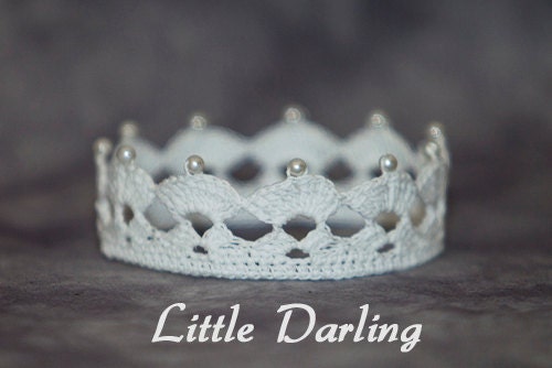 PATTERN - Crochet Crown - Little Darling