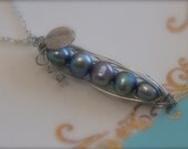 5 Peas in Silver Peacock Pearls Pea Pod Necklace