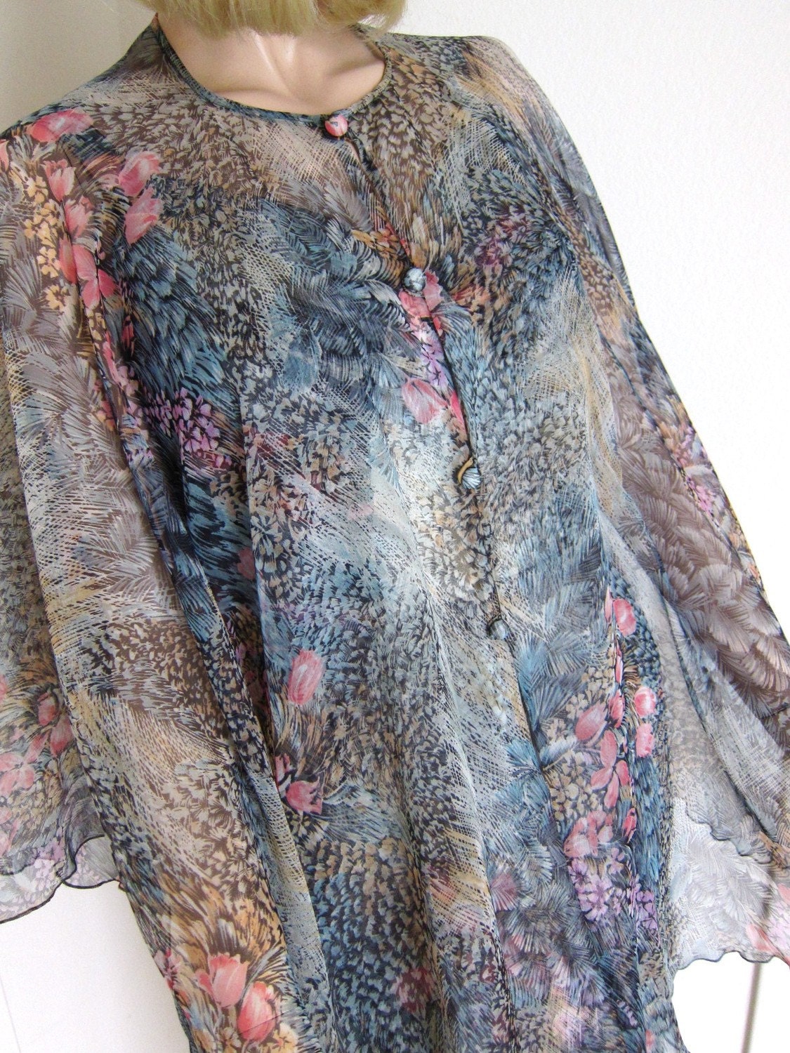 70s Feather Print Vintage Dress - Ethereal Gypsy Stevie Nicks - Capelet Ensemble - Berlin Boho Beauty - M Bust 36