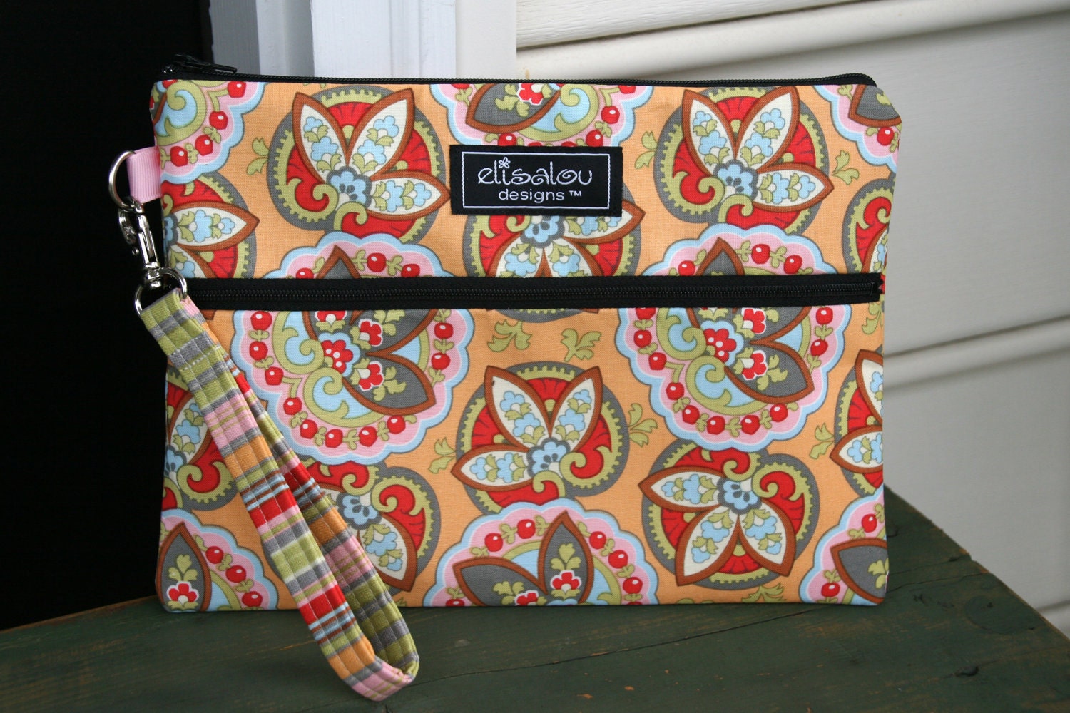 Kindle / iPad Mini / Nook / eReader / Padded Pouch / Bag / wristlet- Star Paisley