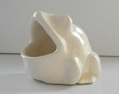Ceramic White Frog Scrubby Scrubbie Holder Vintage Design