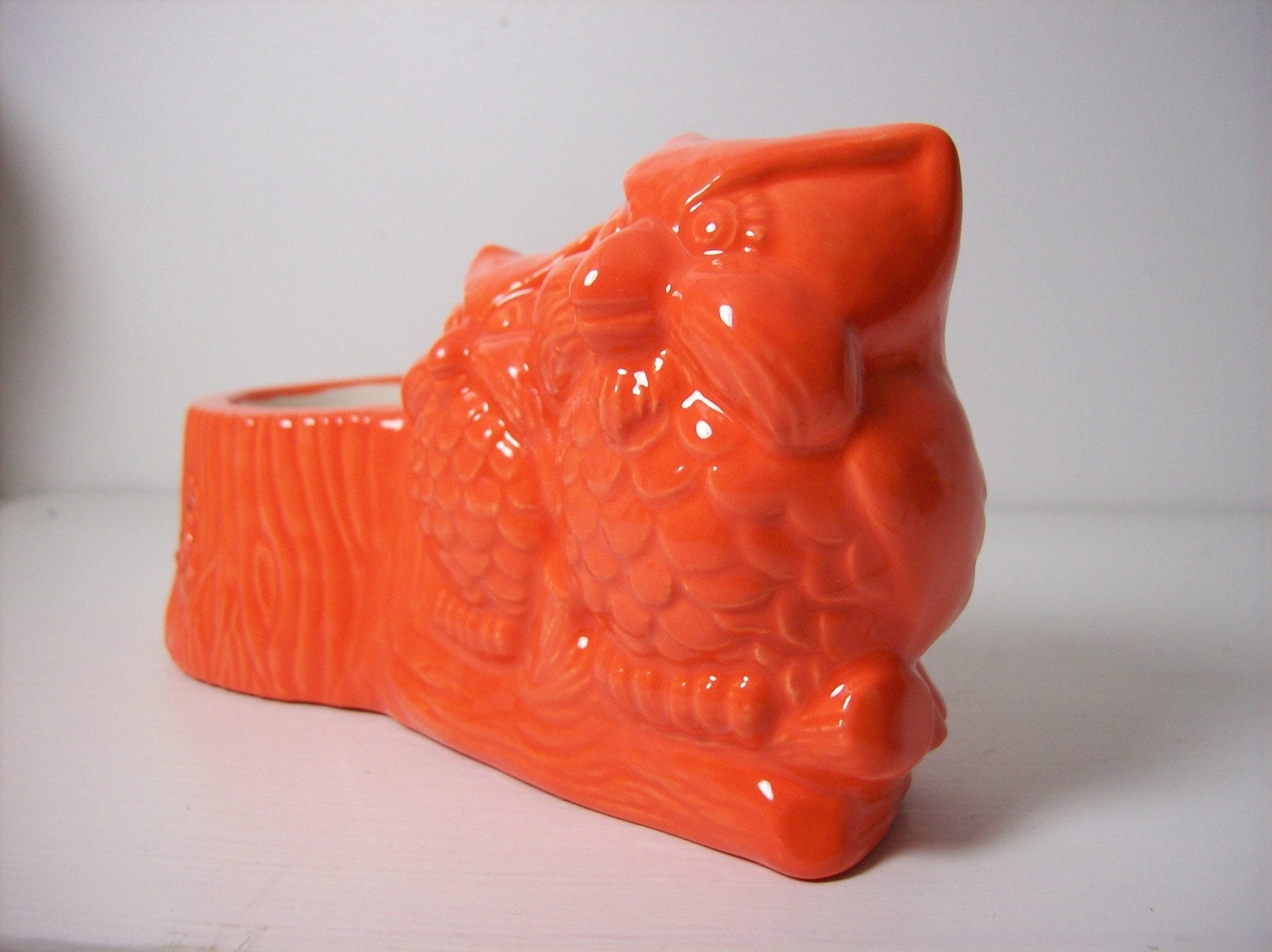 Owls on Tree Stump Windowsill Planter Vintage Design Orange