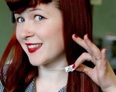 Tea Please necklace, english kitsch item
