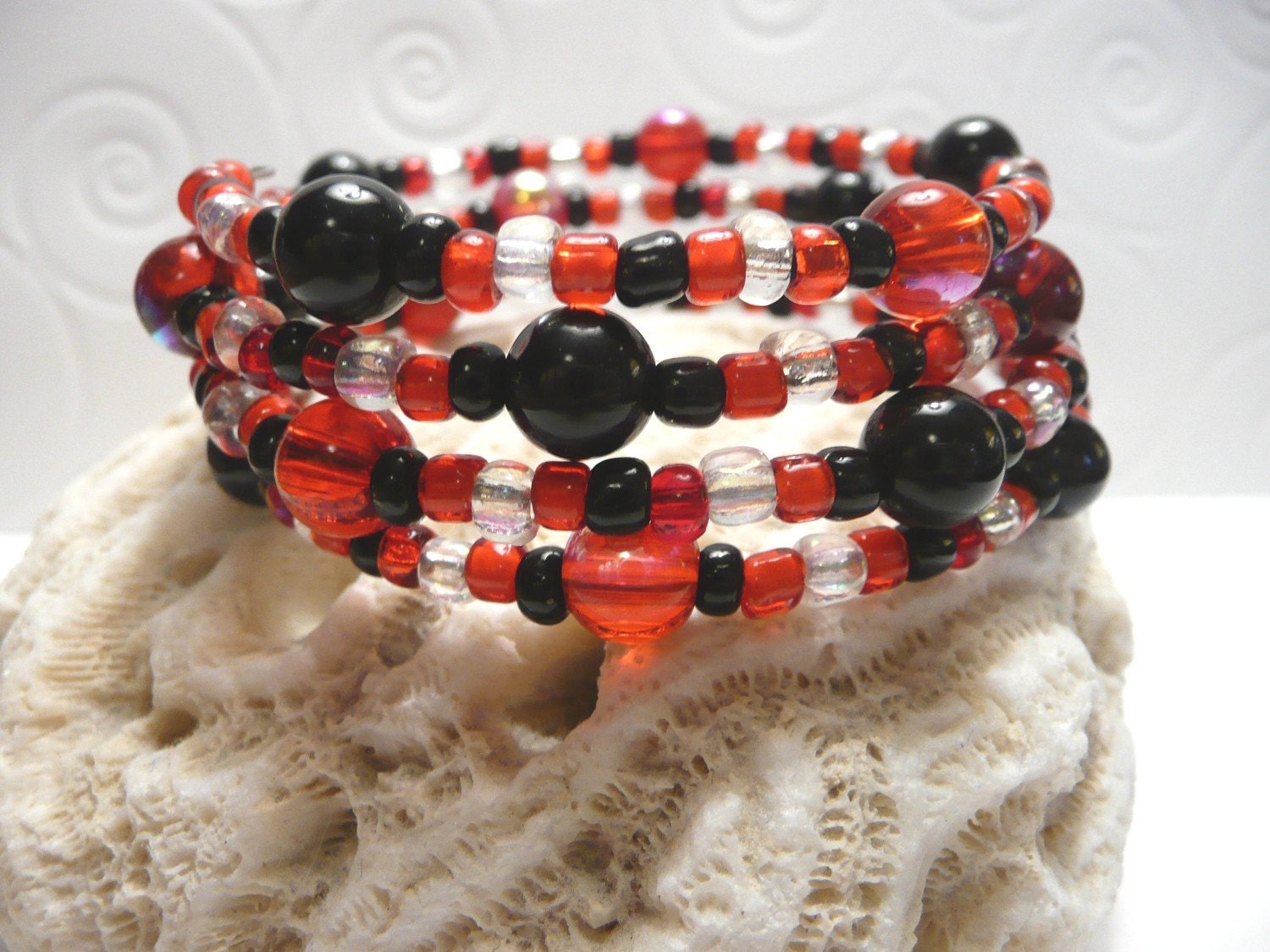 Bead Bracelet Memory Wire Wrap Around red and black NC State University of Cincinnati college colors