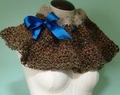 INDISCRETION Caramel Sparkle Latte Crochet Collar