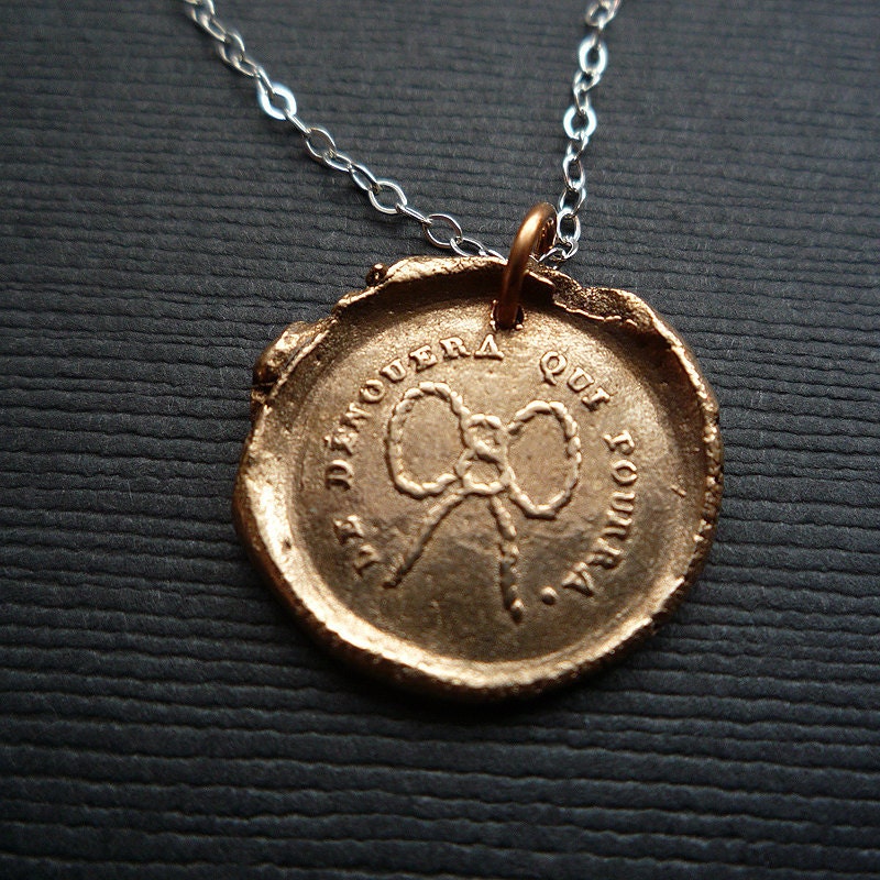 Love Knot - Antique Wax Seal Necklace in Bronze