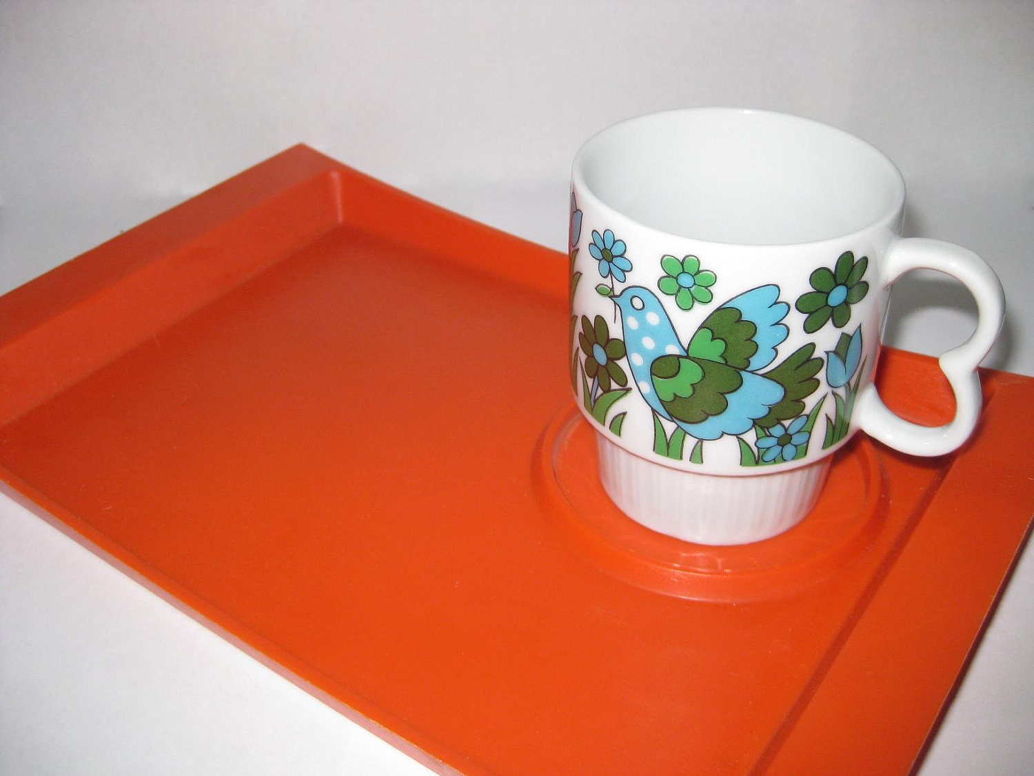 Orange Plastic Vintage Picnic Lunch SERVING TRAYS TV Dinner, Set of Four