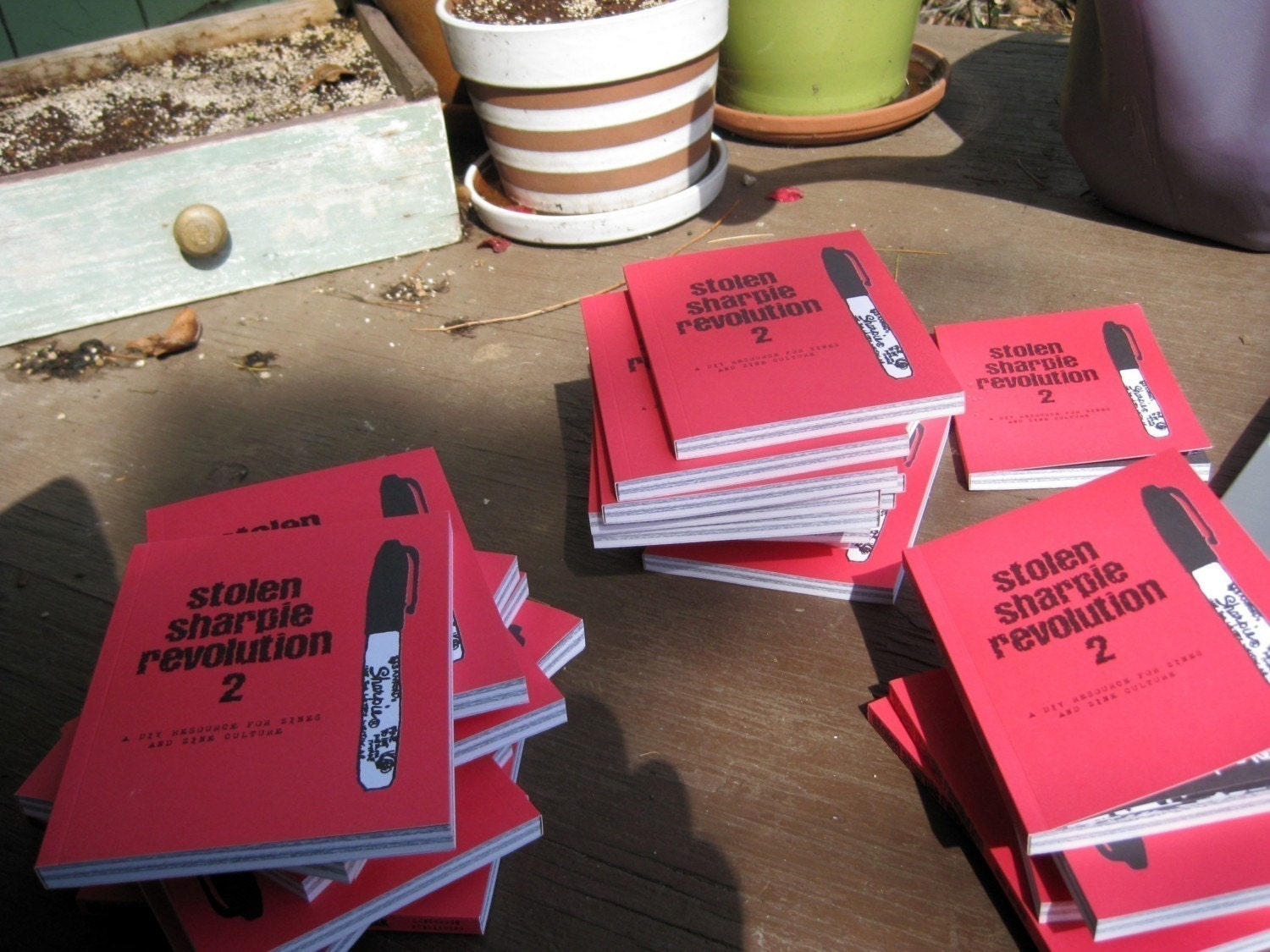 Stolen Sharpie Revolution 2 a DIY guide for zines and zine culture