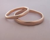 14k Rose Gold Wedding Ring Set - Matte Finish - 2 and 3 mm - River - Recycled Gold