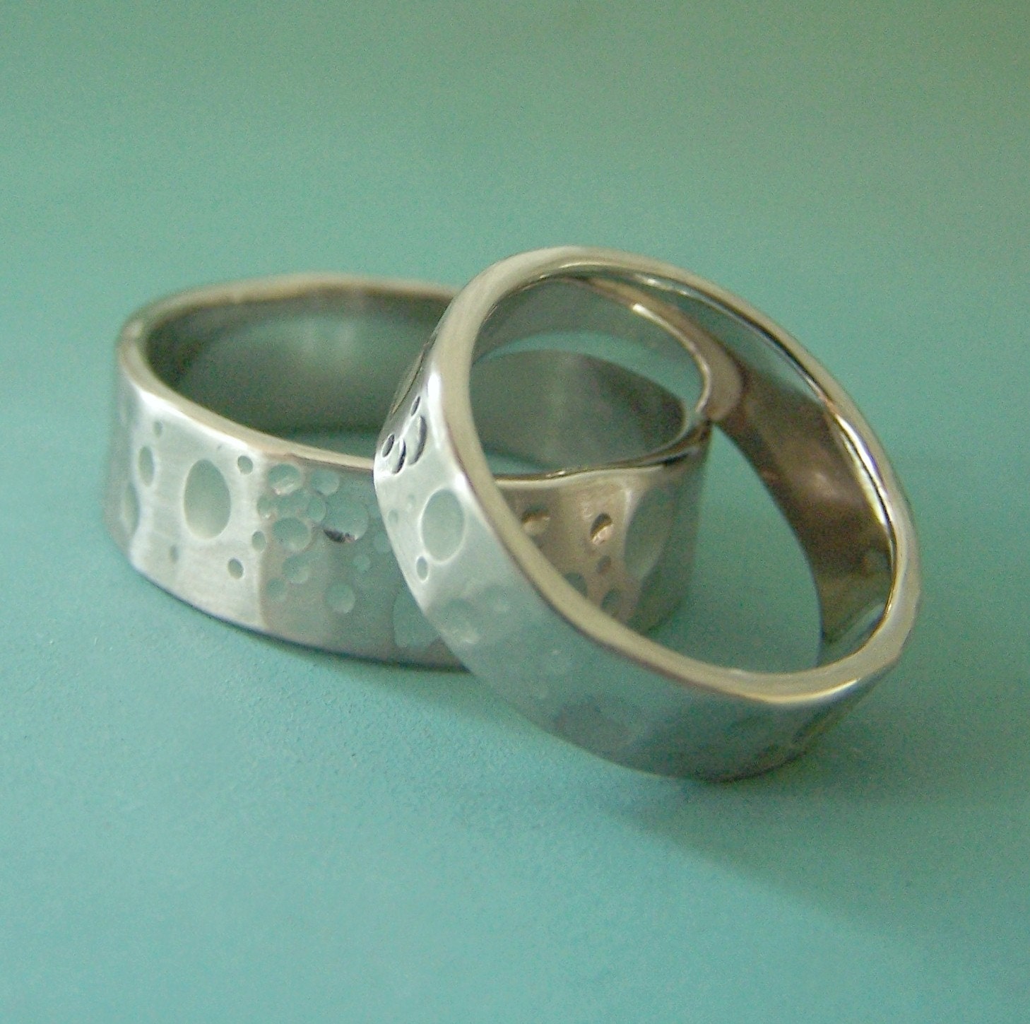 14k Palladium White Gold Wedding Ring Set of Two - Shoreline - Recycled Gold