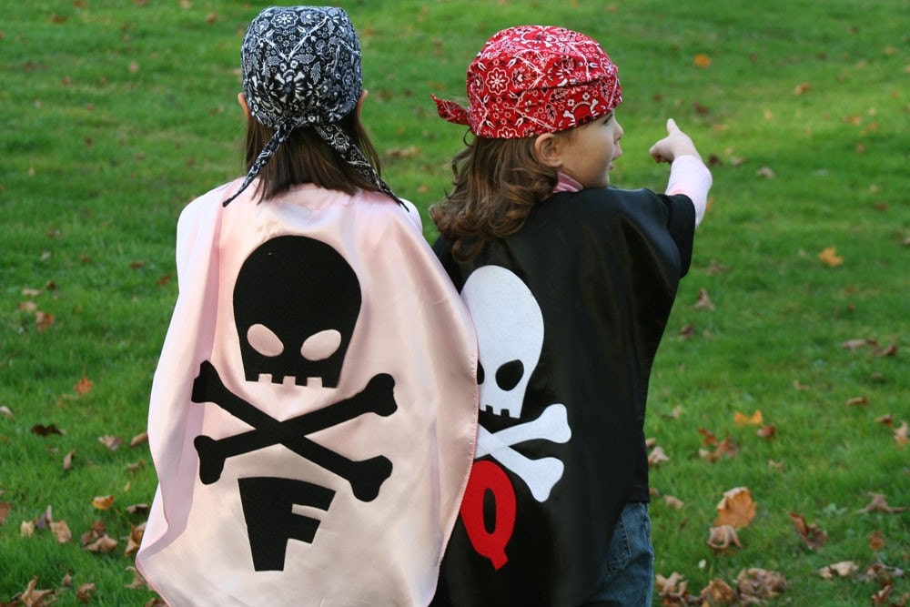 1 Pirate Kid CapeCostume Childrens Capes  as seen on GMA