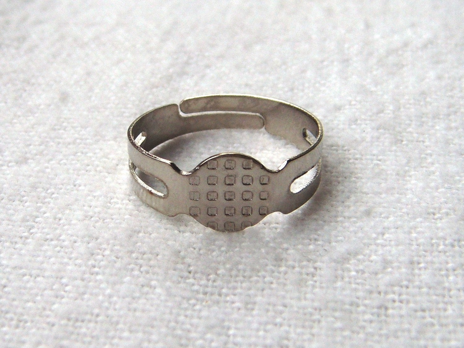 RAEWADOLLY 15pcs Ring Pad, Adjustable, Blank Findings, Steel Tone FREE SHIPPING