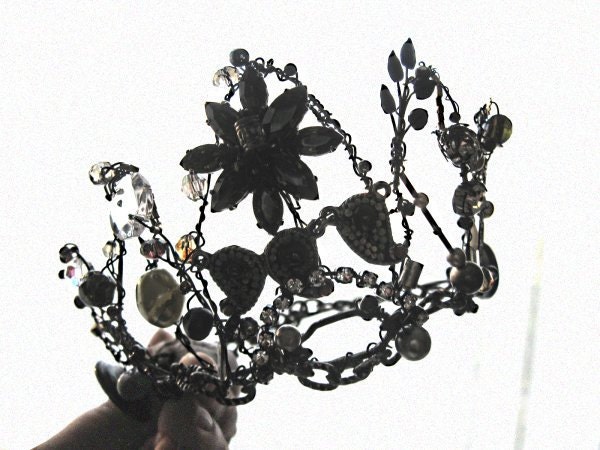 Sunlight Shadows crown
