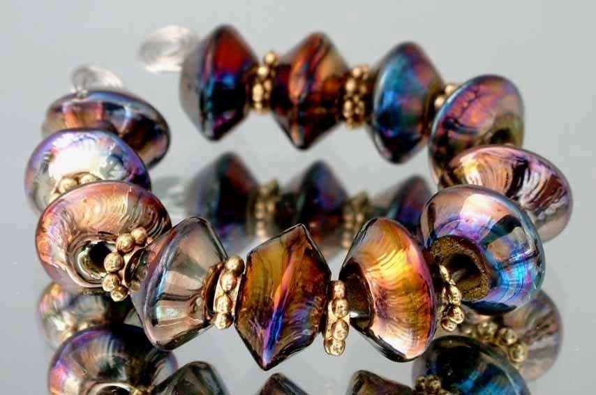 KILLERBEEDZ1 - Iris Yellow - 12 Stubby Lampwork Beads