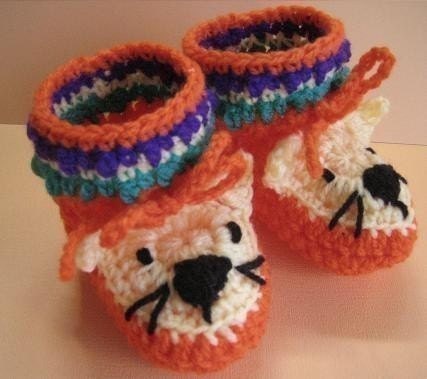 Tasmanian Tiger Booties for little tootsies (crochet patterns)