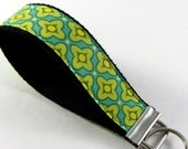Wristlet Key Fob in Tiled Primrose
