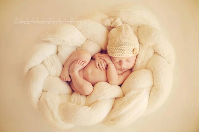 Elf knots hat for NEWBORN photography prop - Natural