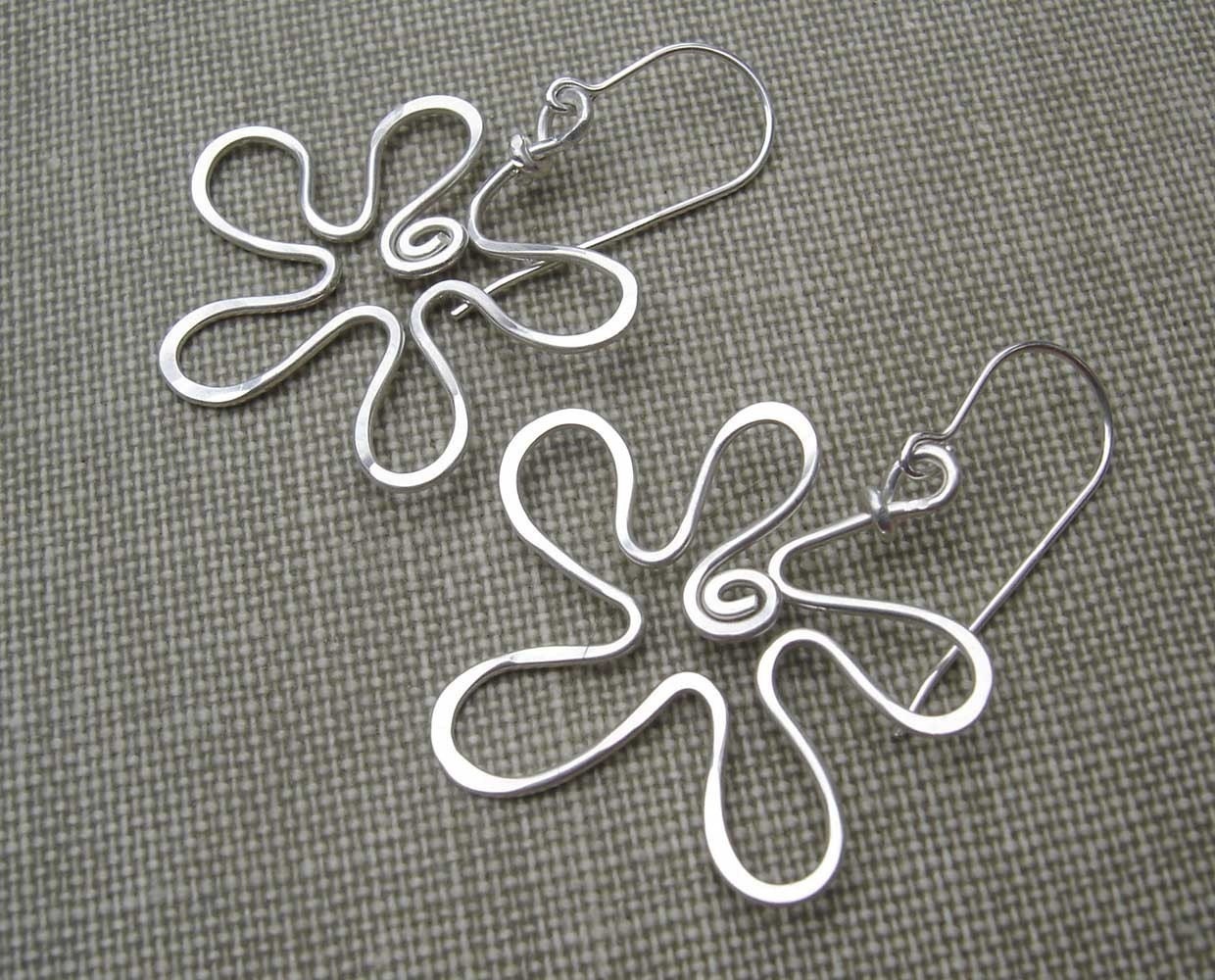 Retro Flower Sterling Silver Earrings - Flower Earrings -Wire Dangle Earrings - Spongebob Jewelry
