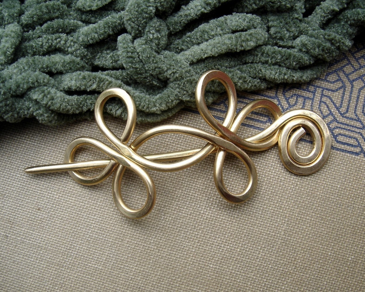 Celtic Double Crossed Loops Brass Shawl Pin, Hair Pin, Scarf Pin, Brooch, Hair Slide, Fastener, Closure - Knitting Accessories, Women
