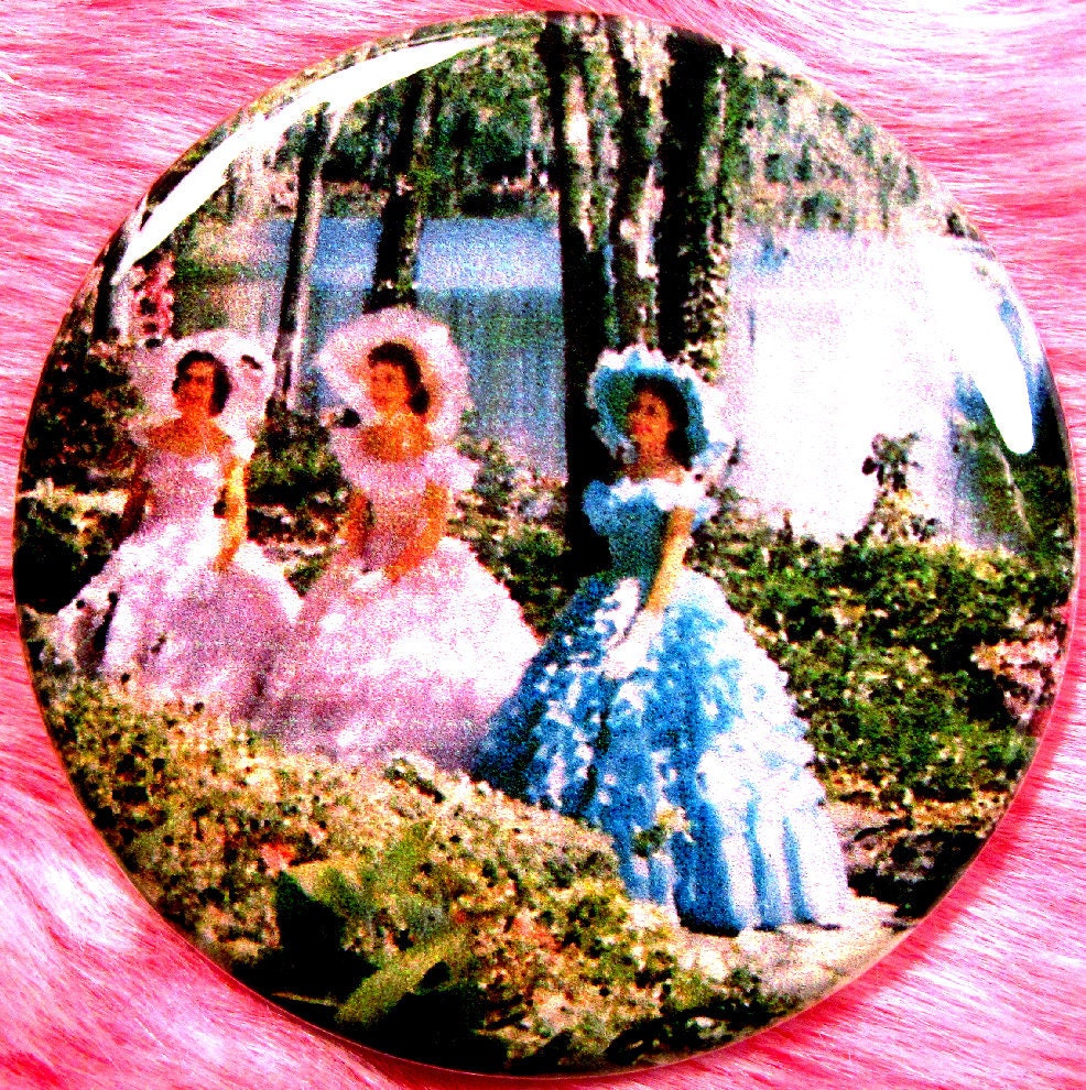 Pocket Mirror - Southern Belles - Vintage Postcard
