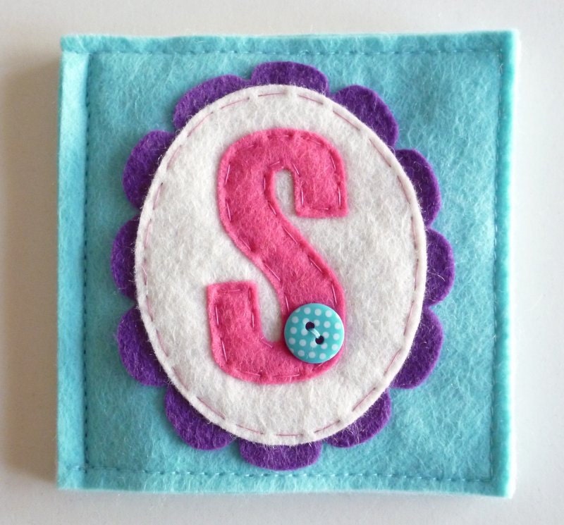 felt ALPHABET needle case
