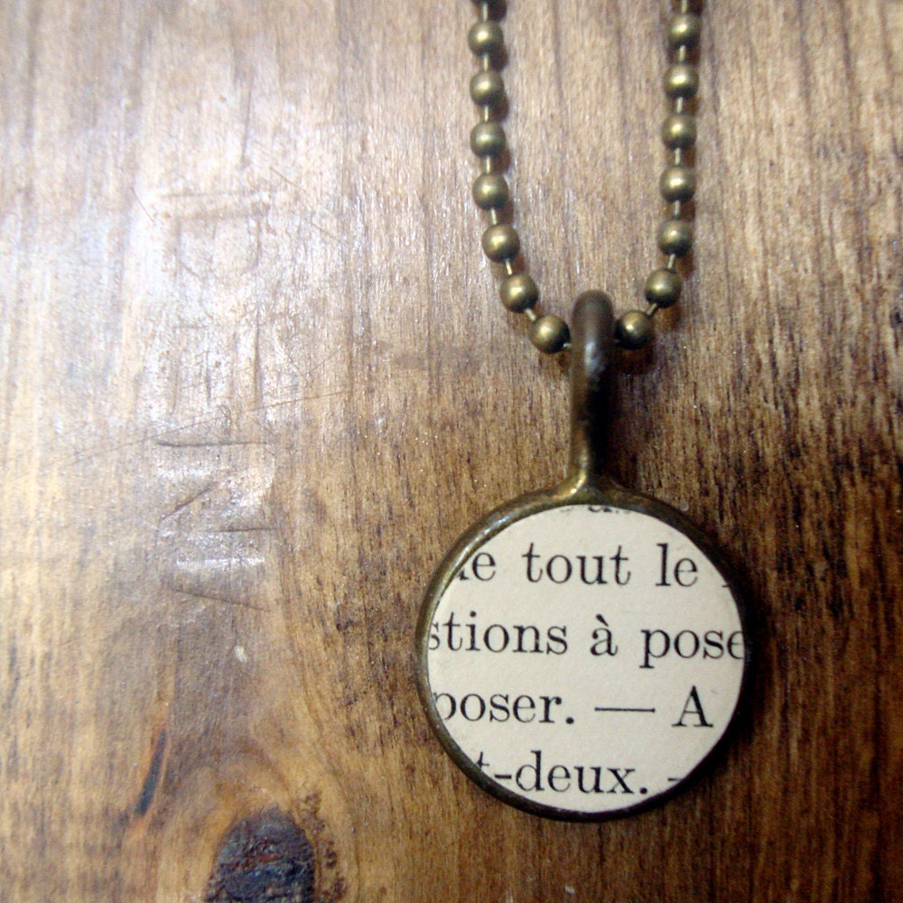 custom silhouette necklace . one pendant . small size
