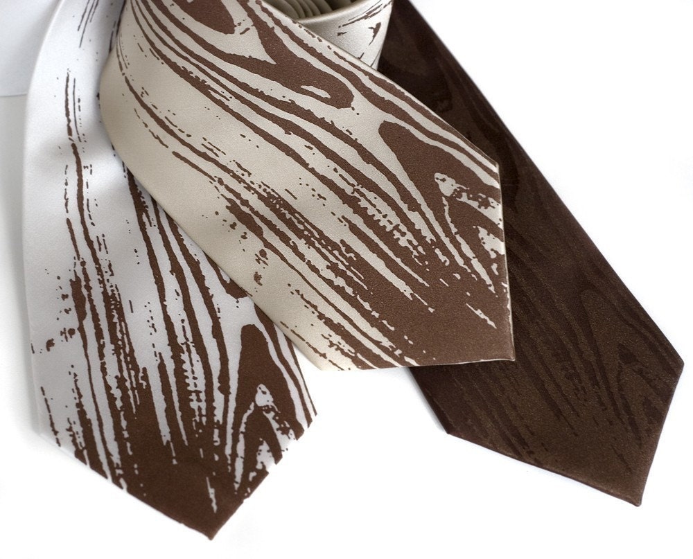 Woodgrain men's silk necktie. Faux bois, screen printed tie. Bronze brown screenprint.