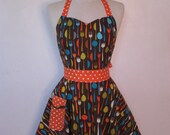 Apron Retro Style Sweetheart Neckline Utensils on Brown Full Apron BELLA Vintage Inspired
