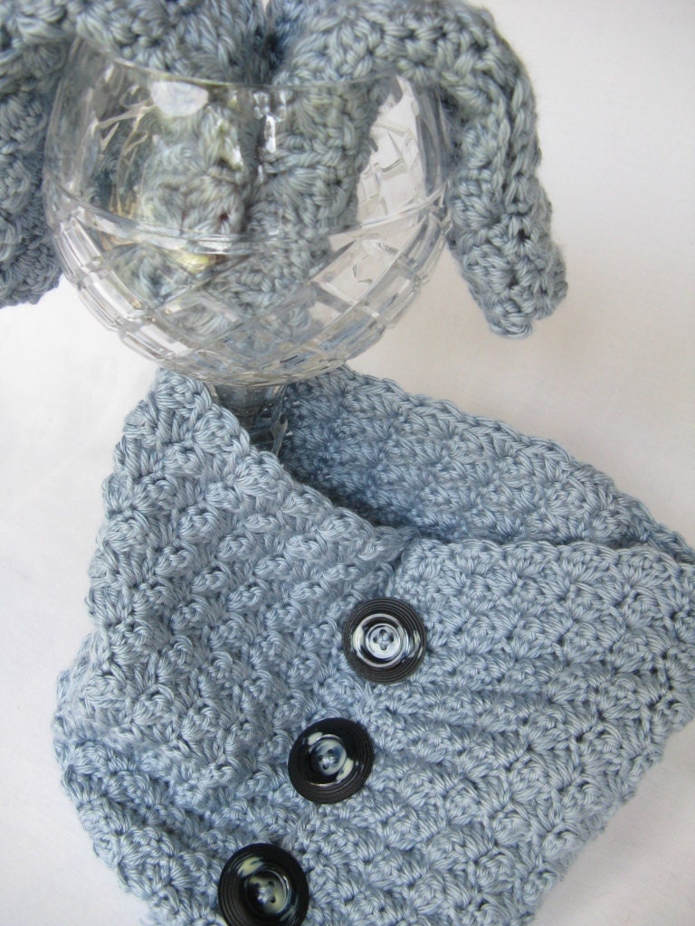 Ripples Crochet Neckwarmer Cowl Pattern - Blue - Gift Idea -