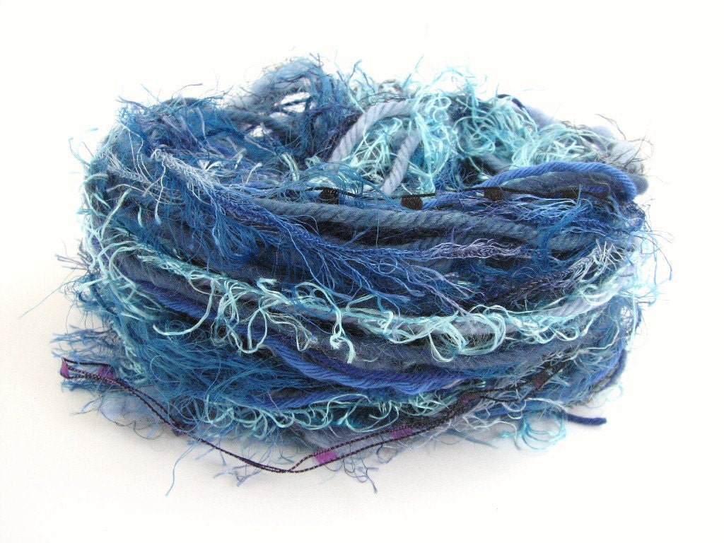 Creative Yarn Inspiration Pack,  Moody Blues, 30 metres assorted cut lengths, scrapbooking, cardmaking, embellishments