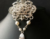 Victorian Style Bridal Brooch Pin, Vintage Style Pearl Wedding Brooch, Wedding Bridal Accessories, Pearl Brooch, Bridal Jewelry, DUCHESS