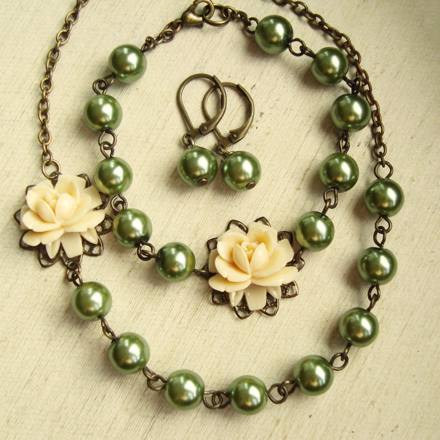 Sage Green Pearl and Vanilla Rose NECKLACE EARRINGS & BRACELET Set,  Green Pearl Bridesmaids Necklace, Cream Rose Bridal Jewelry, Paloma