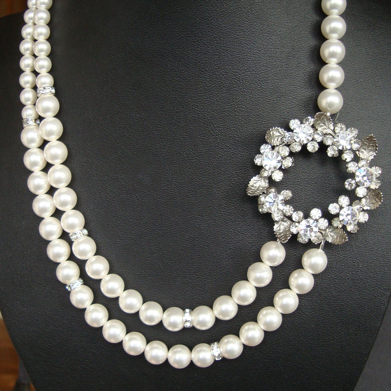Vintage Wedding Necklace, Rhinestone Brooch Bridal Jewelry, Vintage Wedding Jewelry, Swarovski Pearl Bridal Necklace (one of a kind)