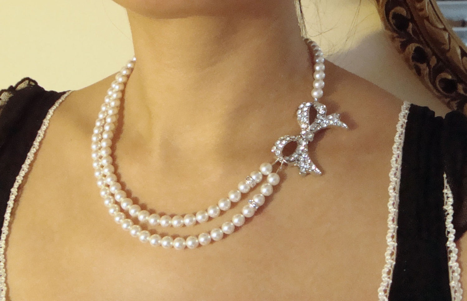 Vintage Style Bridal Jewelry, Silver Bow Bridal Necklace, Ivory Pearl Wedding Jewelry, Retro Wedding Jewelry, LOLA