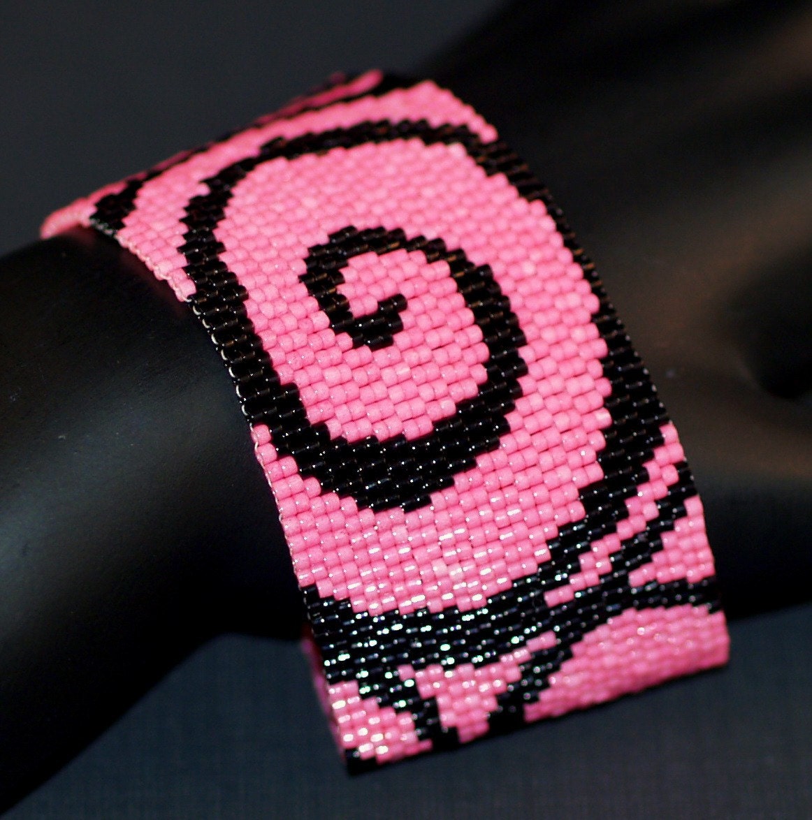 Black Scribbles on Hot Pink ... Bracelet Cuff . Bold . Peyote . Beadwoven . Swirls . Spirals