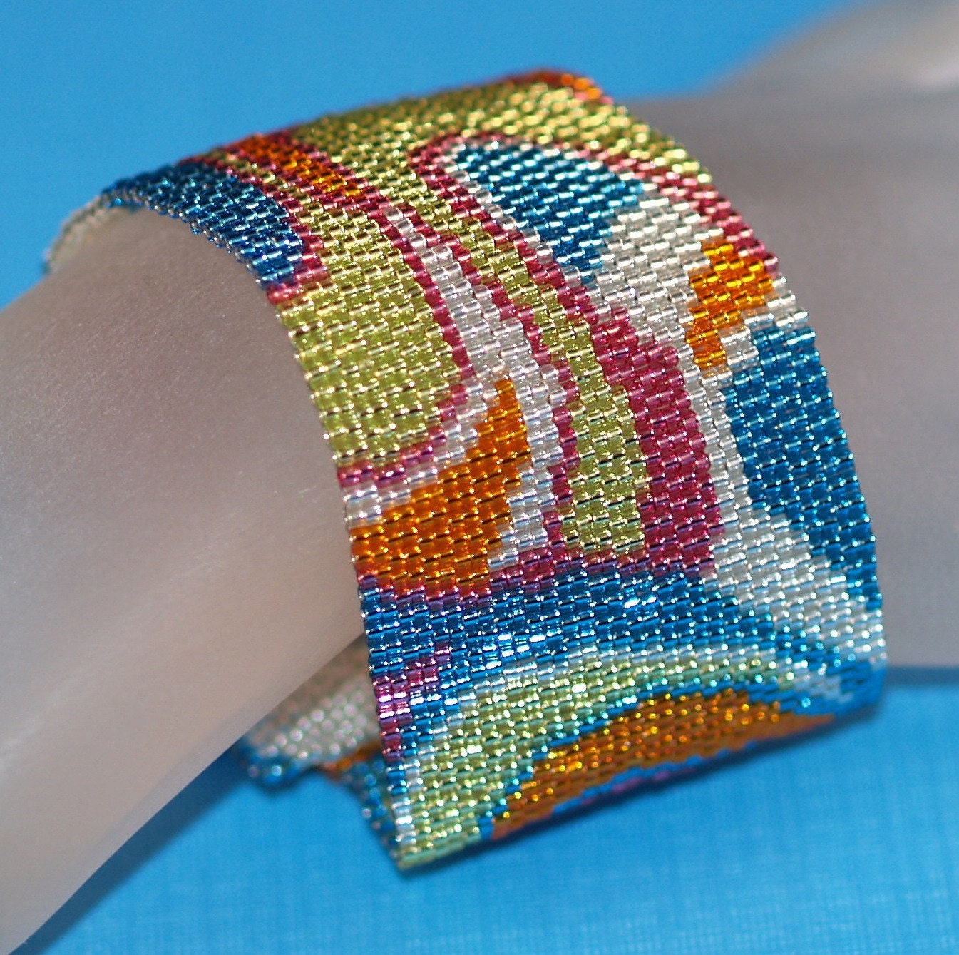 Modern Metals in Brilliant Metallic Color ... Peyote Bracelet . Beawoven Cuff . Wide . Bold . Multicolor . Wild . Abstract . Swirly
