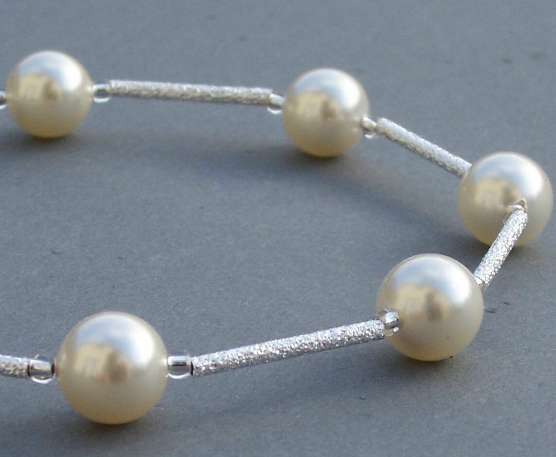 Stardust Sterling Silver and Swarovski Pearl Necklace