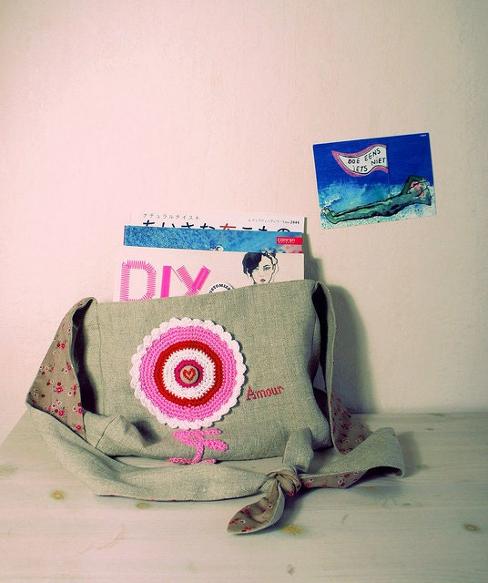 Amour No. 2 - Small Slouchy Sling Bag