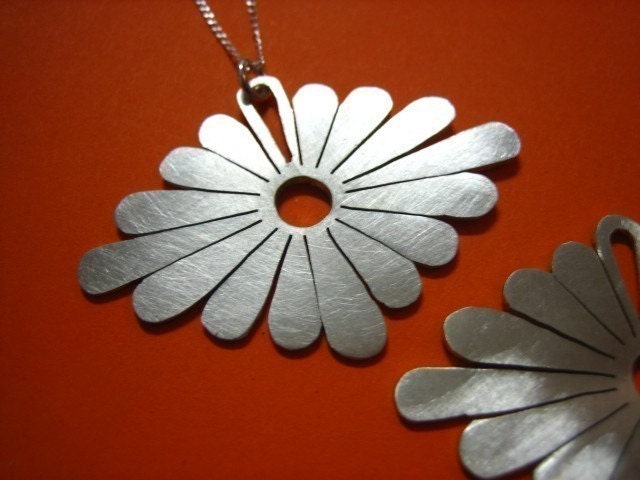 Japanese style Daisy Pendant