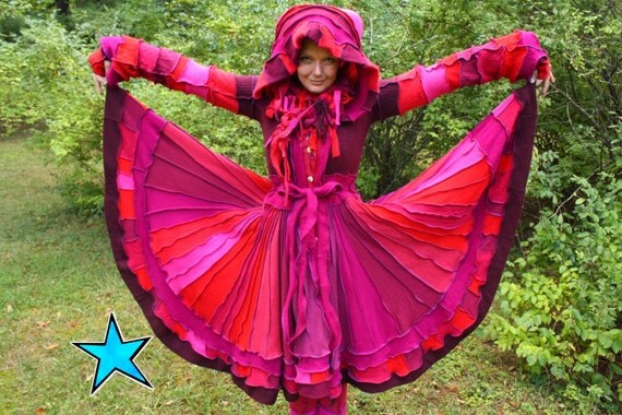 Upcycled Sweater TUTORIAL by Katwise - Elf coat