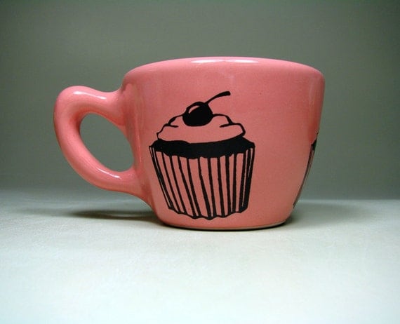 12oz cup cupcake (bubblegum) - Made to Order / Pick Your Colour