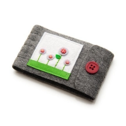 Petite Garden Needlebook - Heather Grey