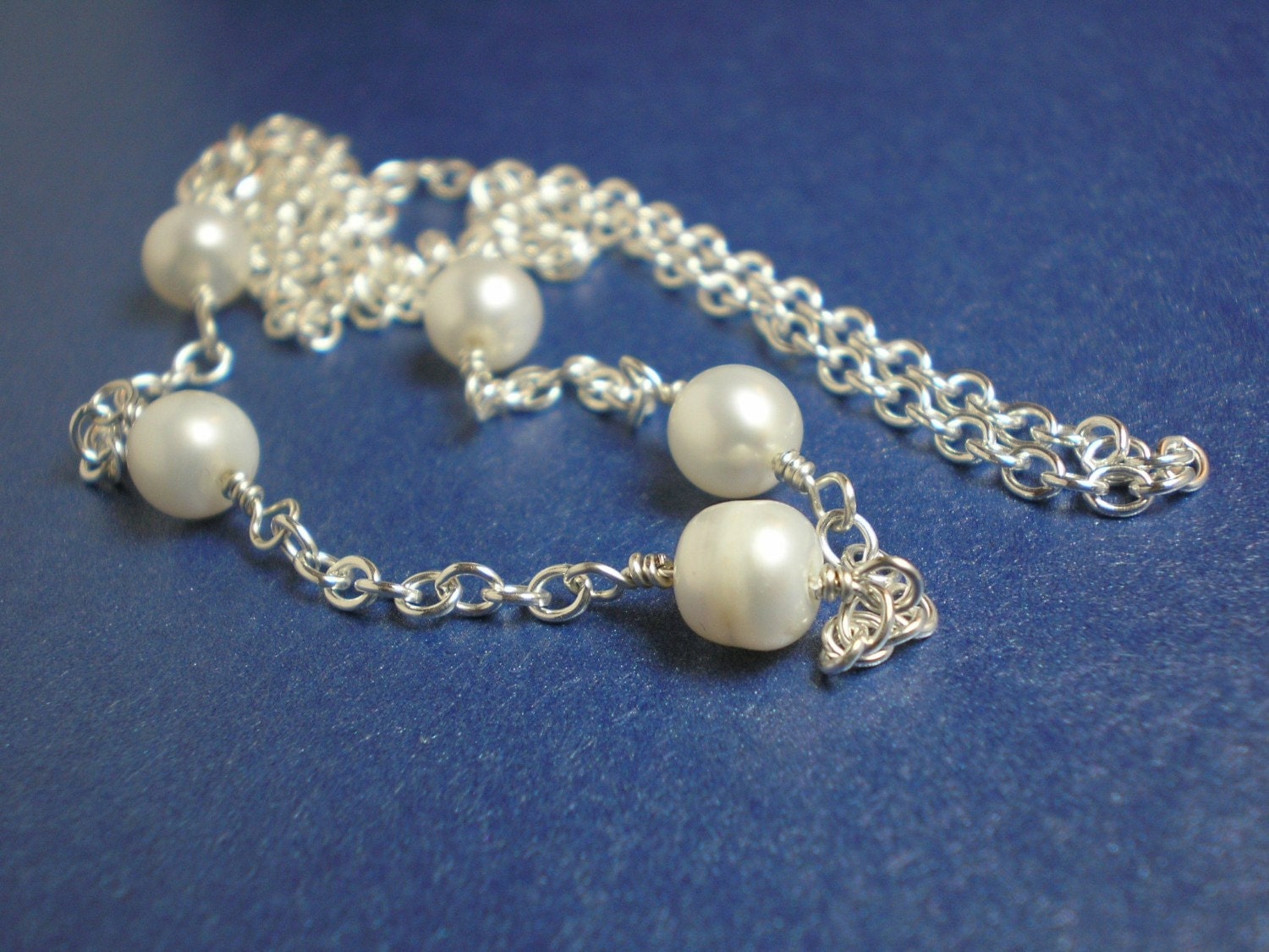 Pearls n Chains Necklace - Classic Modern
